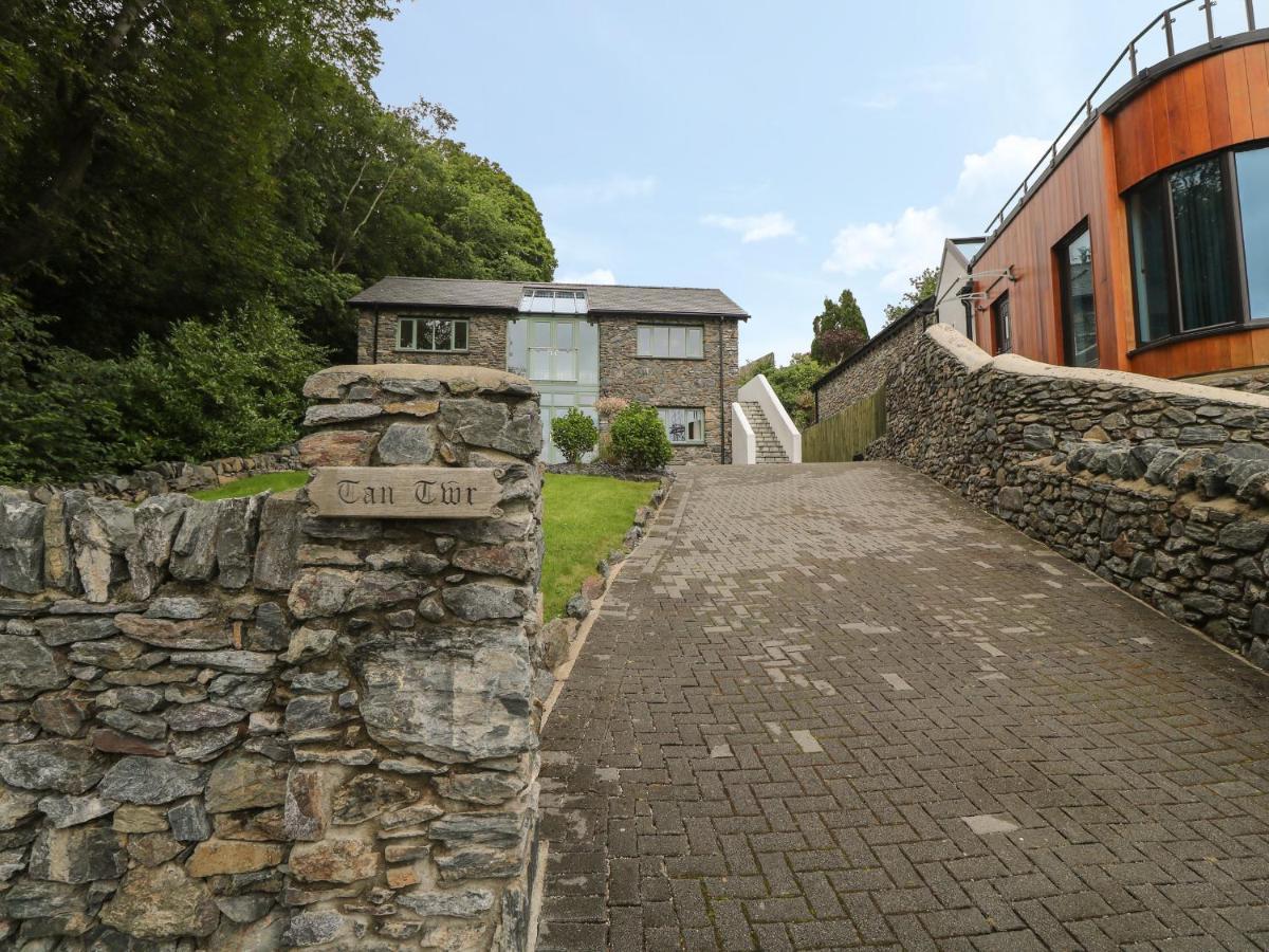 Tan Twr Llanfairpwllgwyngyll Exterior foto